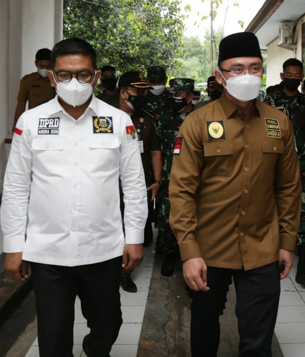 Wagub Andika dan Ketua Dewan Banten Tinjau Vaksinasi Merdeka 1