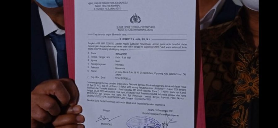 IMG-20210910-WA0077 Moeldoko Resmi Laporkan Peneliti ICW ke Polisi 8