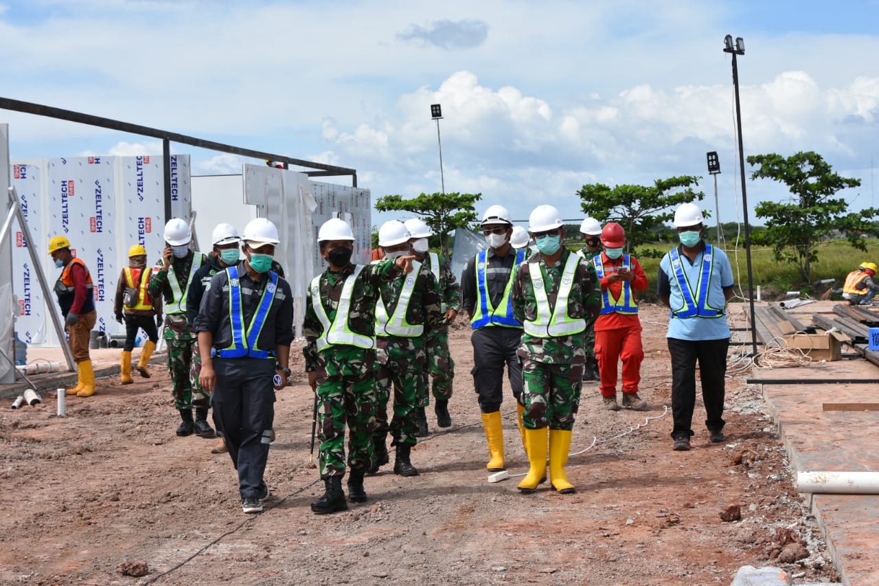 IMG-20210915-WA0035 Danrem 174 Merauke Tinjau Pembangunan Rumah Sakit Modular Berkapasitas 200 Tempat Tidur 1
