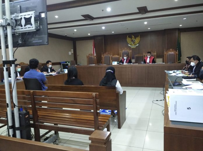 IMG-20210920-WA0067 Uang Suap Disamarkan Robin Sebagai Hasil Bisnis Konveksi 11
