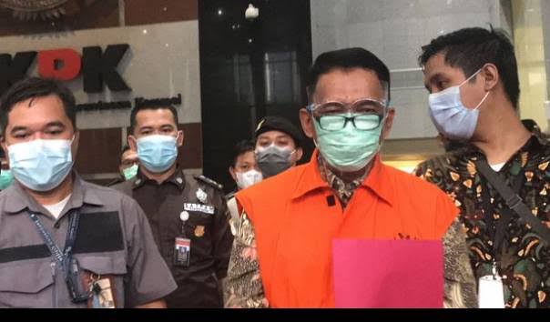 IMG-20210922-WA0054 Mantan Pejabat Ditjen Pajak Didakwa Suap Rp57 Miliar 12