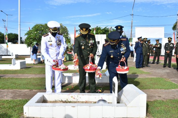 IMG-20211004-WA0045 HUT Ke-76 TNI, Danrem 174 Merauke Pimpin Ziarah Nasional 55