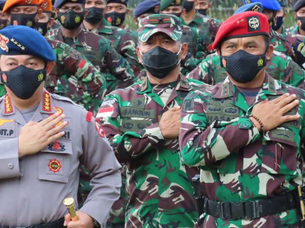 Panglima TNI dan Kapolri Kunjungi Prajurit TNI-Polri se-Garnizun Mimika 26