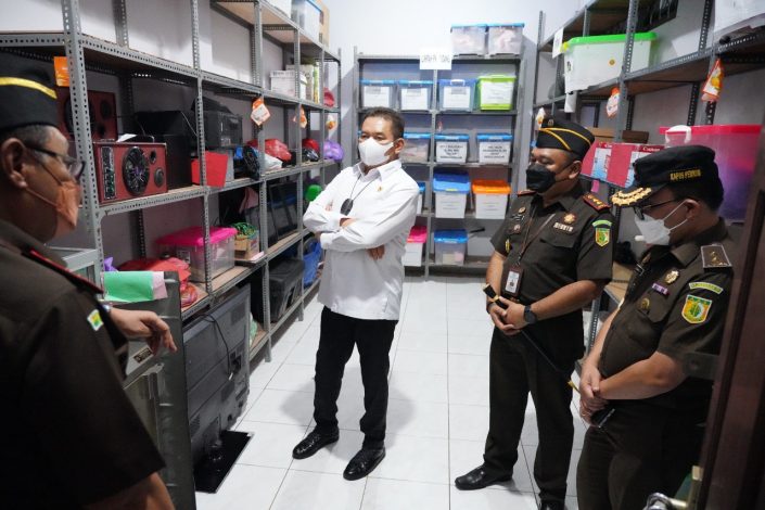 Kunker ke Kalsel, Jaksa Agung: Jaga Marwah Institusi 54