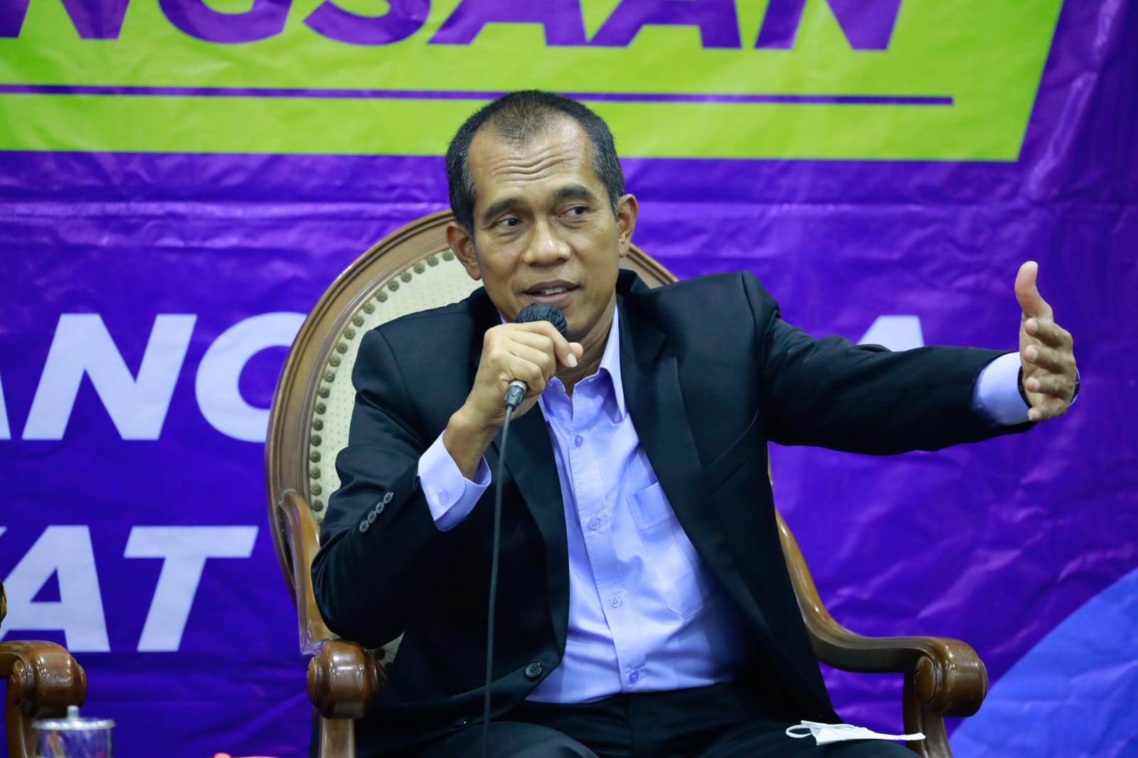 IMG-20211109-WA0002 Pilih Jenderal Andika Jadi Panglima, DPR Sebut Presiden Jokowi Cerdik 1