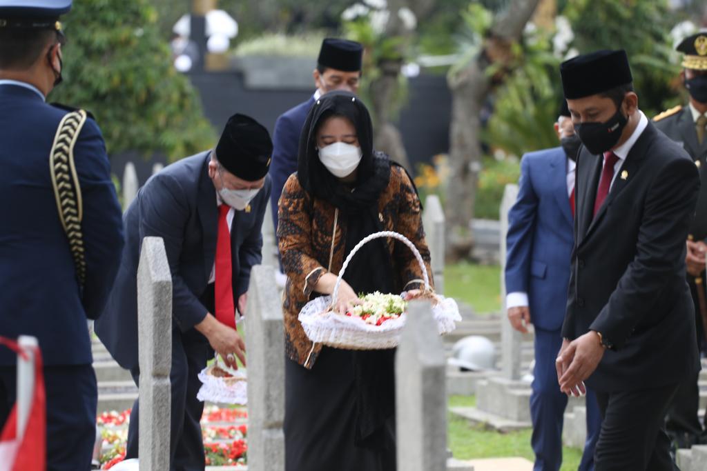 Ketua DPR RI Sebut Indonesia Memerlukan Pahlawan Lingkungan Hidup 1