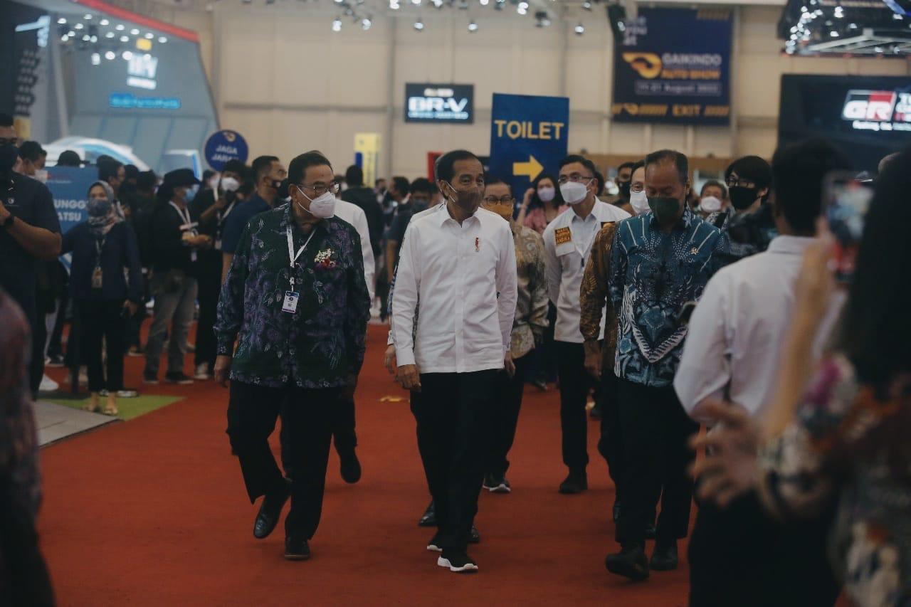 Jokowi Hadiri Even GIIAS 2021 di Tangerang 1