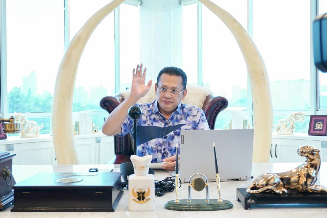 IMG-20220113-WA0037 Ketua MPR RI Ingatkan Kemendikbud Ristek Evaluasi PTM 100 Persen 1
