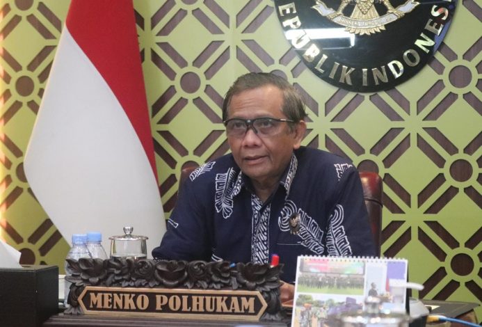 Mahfud MD: Perguruan Tinggi Harus Kolaborasi dengan Masyarakat 54