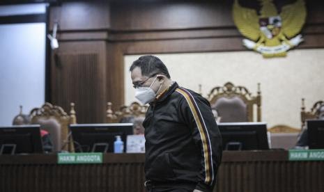 Sidang Teddy Tjokro, Hakim Tegur Jaksa Soal Berkas Barang Bukti 1