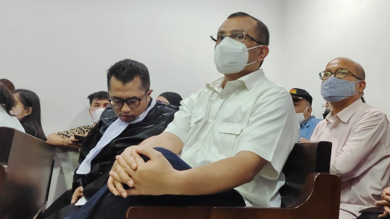 IMG-20220419-WA0023 Bikin Onar, Ferdinand Hutahaean Divonis 5 Bulan Penjara 1