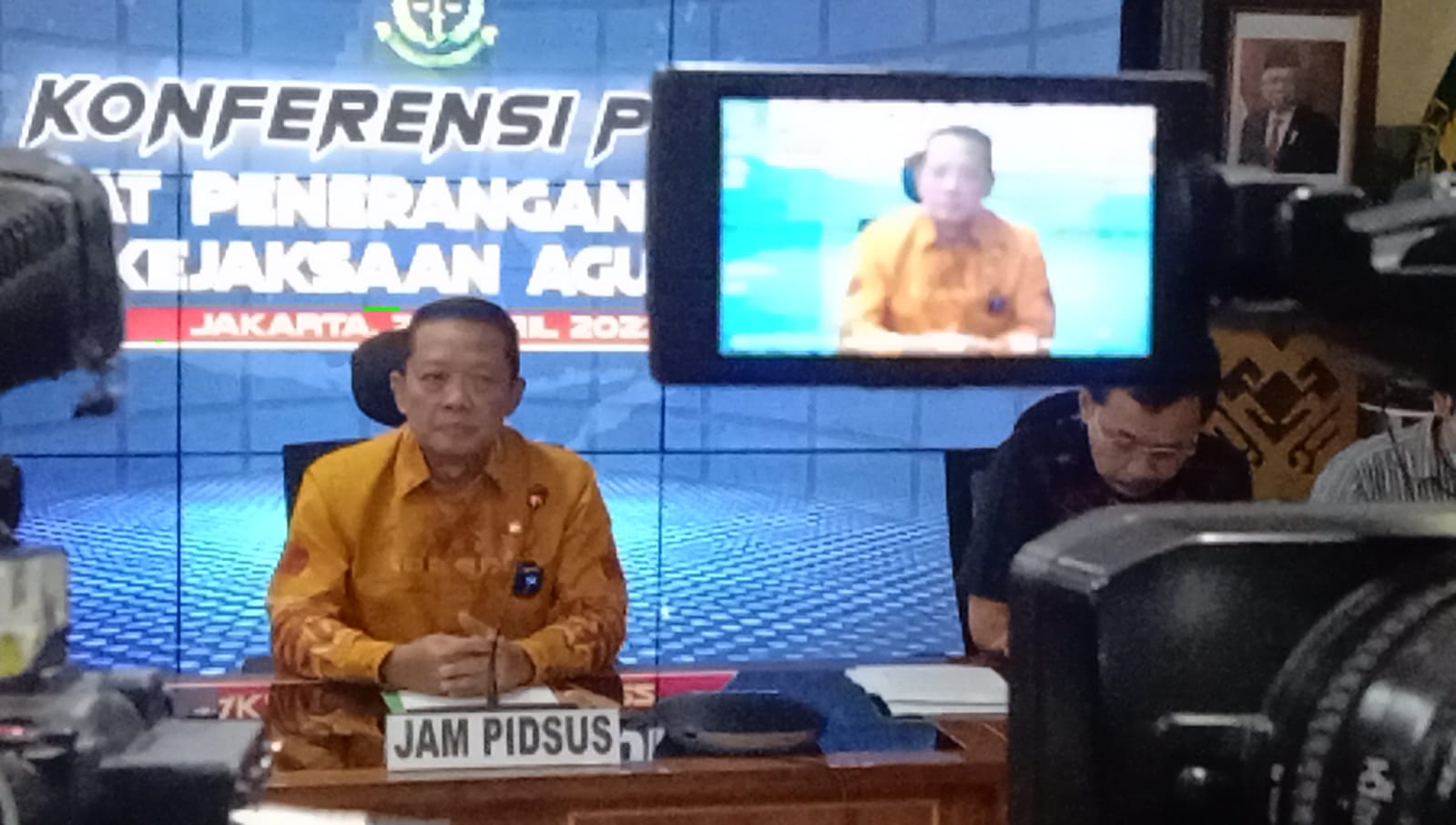 IMG-20220422-WA0026 Usut Mafia Migor, Febrie: Bohong Terpenuhinya 20 Persen DMO 1