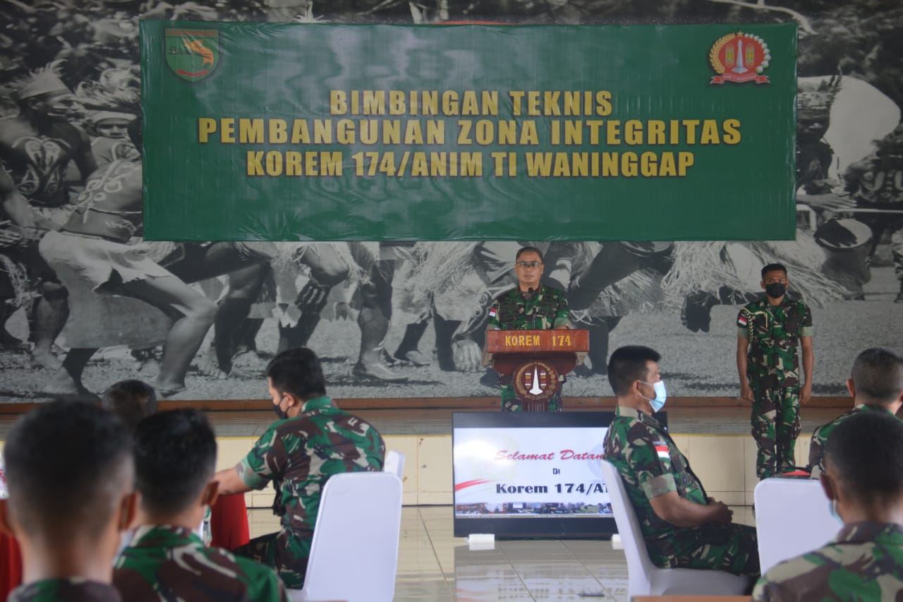 IMG-20220423-WA0039 Menuju WBK, Korem 174 Merauke Terima Bimbingan Teknis Pembangunan Zona Integritas dari Tim Srenad 1