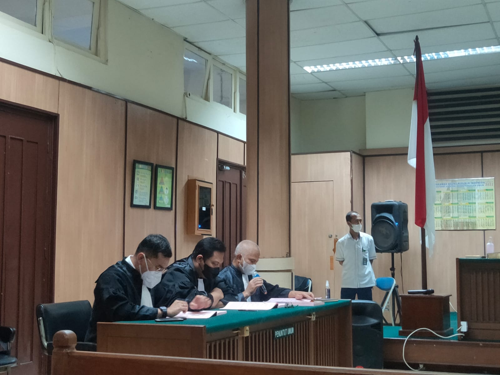 Adam Deni Dituntut 8 Tahun, Membuat Keributan Jadi Pemberat 1