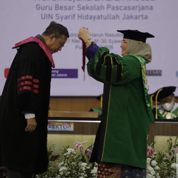 IMG-20220601-WA0008 Mantan Menteri Agama Lukman Hakim Terima Gelar Doktor Kehormatan dari UIN Jakarta 1