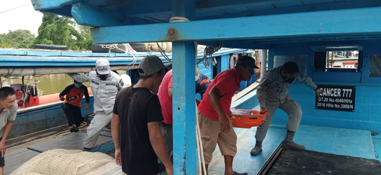 IMG-20220601-WA0035 Bakamla Ikut Evakuasi Nelayan Alami Keracunan Gas di Tanjung Bayung 1