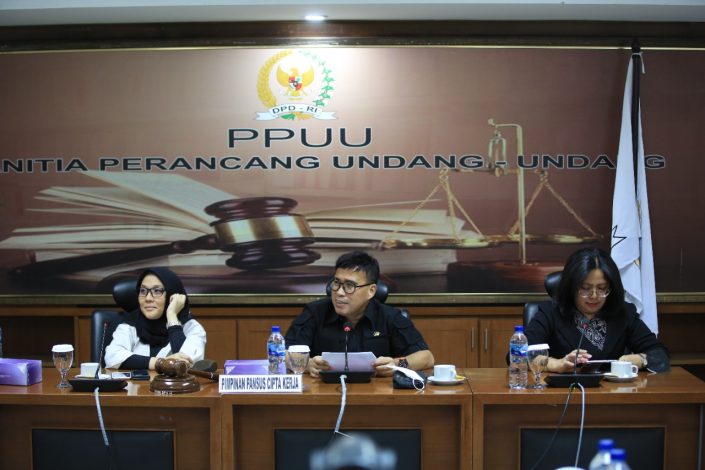 Pansus Cipta Kerja DPD RI Rapat dengan Kementerian Perekonomian, Ini Tujuannya 60