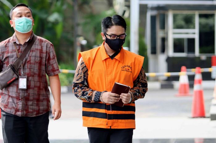 Mantan Pejabat Kemendagri Didakwa Suap Dana PEN 1