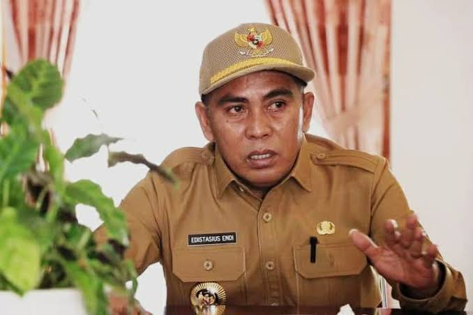 Bupati Manggarai Barat Keluhkan Kapal Wisata Tak Bayar Pajak Hotel 14
