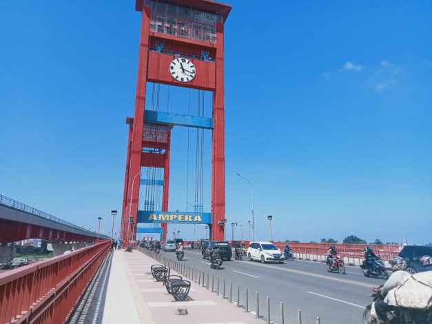 Indahnya Jembatan Ampera dan Sungai Musi 13