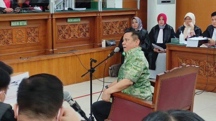 IMG-20220630-WA0020 Saksi Sebut Saat Napoleon Lumuri M Kace Baunya Meledak 1