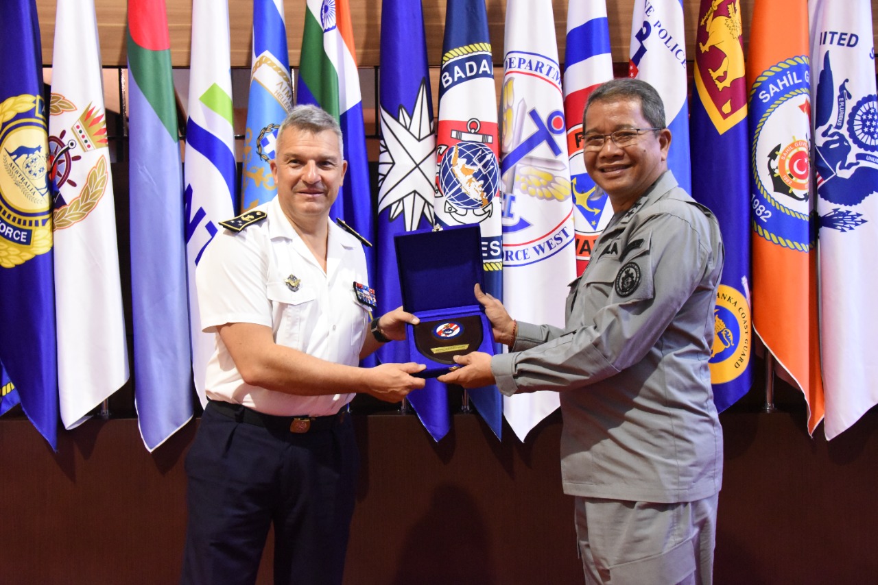 French Navy Kunjungi IMIC Bakamla RI 1