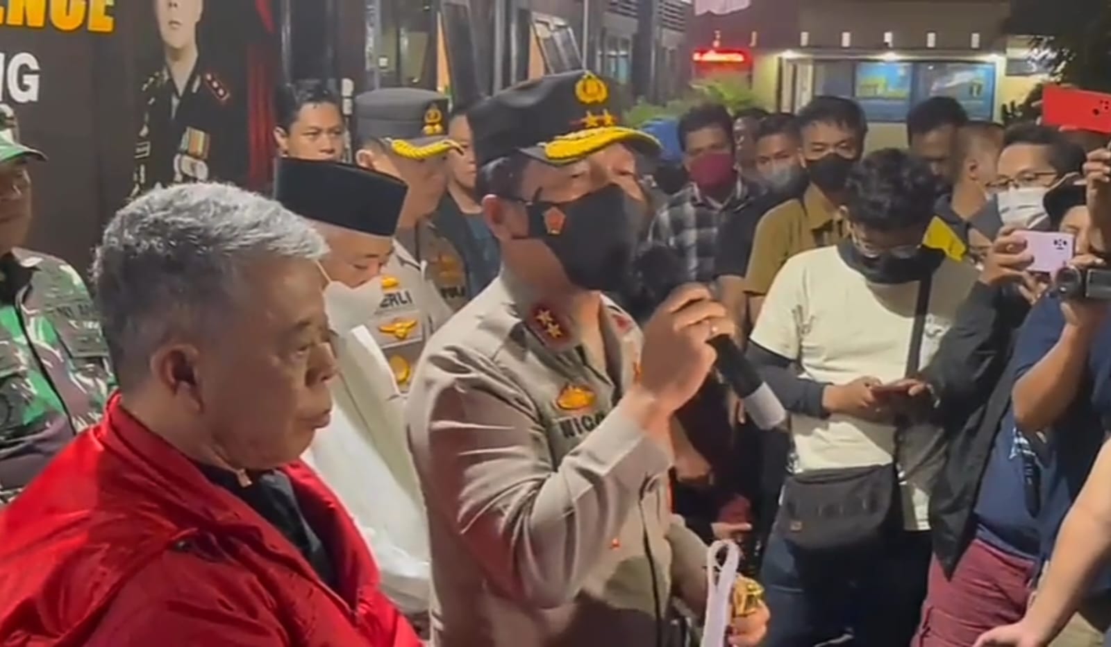 Kapolda Jawa Timur Minta Maaf, ISESS: Lebih Terhormat Jika Mengundurkan Diri 1