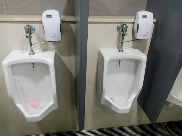 Bak Hotel, Toilet Pengunjung DPR/MPR Bersih Mengkilat 10