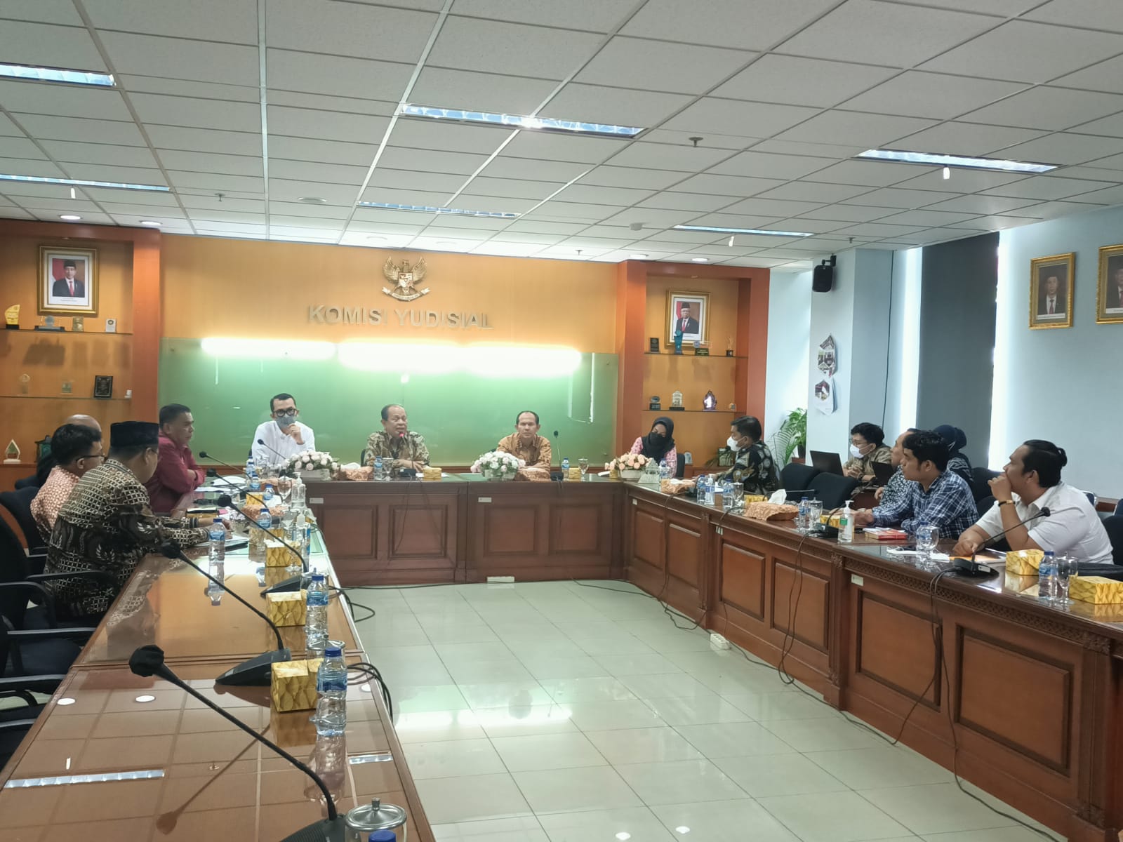 KY Tak Bisa Penuhi Permintaan Menyadap Hakim Persidangan Sambo Cs 1