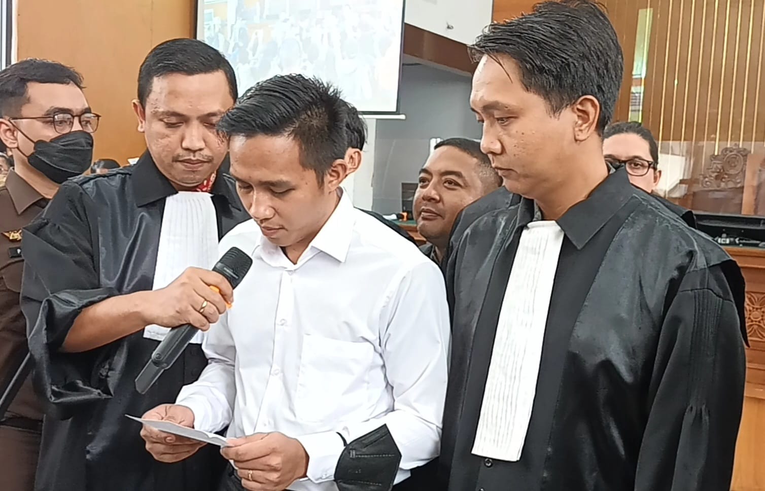 Kuasa Hukum: Seharusnya Bharada E Tidak Dilibatkan 1