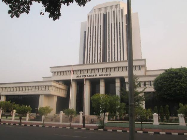MA Kabulkan Kasasi Warga Terkait Penolakan Izin Tambang 23