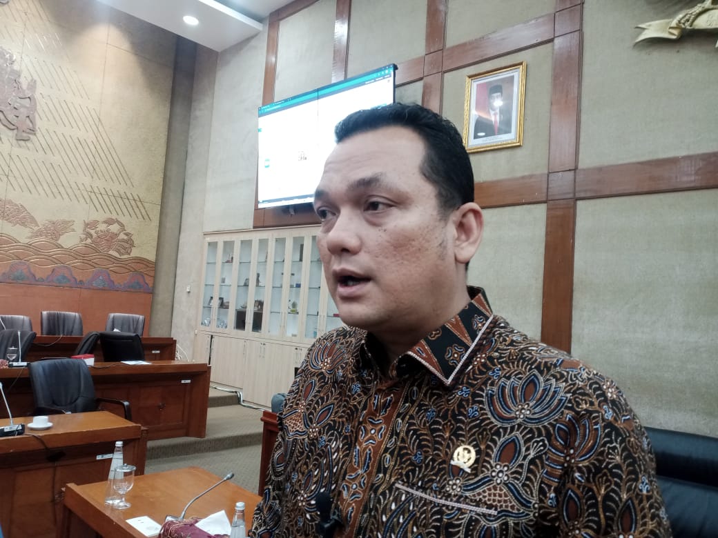 IMG-20221103-WA0023 DPR Pertimbangkan Usulan Tambah Wewenang Eksekutorial BPKN 1