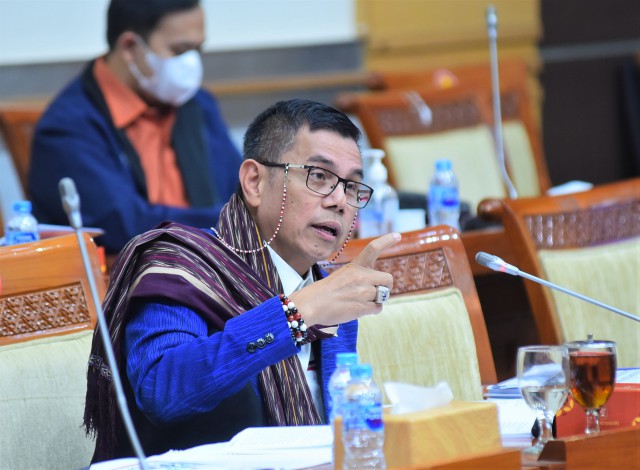 IMG-20221108-WA0012 Terkait Ismail Bolong, Komisi III DPR RI Akan Panggil Kapolri 1