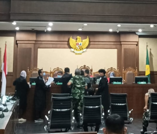 IMG-20221114-WA0112 Saksi Ungkap 12 Temuan Helikopter AW-101 Dilaporkan ke Hadi Tjahjanto 1