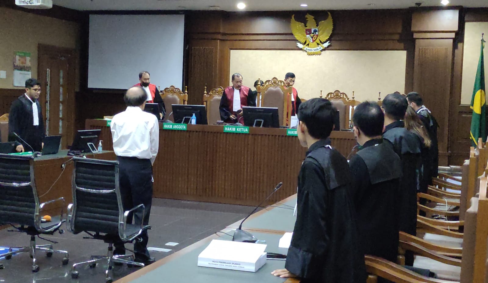 IMG-20230215-WA0092 Pledoi Duta Palma: JPU Langgar UU Cipta Kerja 1