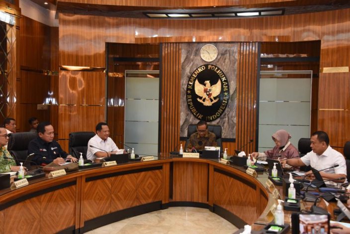 IMG-20230405-WA0017 Kepala Bakamla RI Paparkan Penanganan Terhadap Pencari Suaka dan Pengungsi Melalui Laut 58