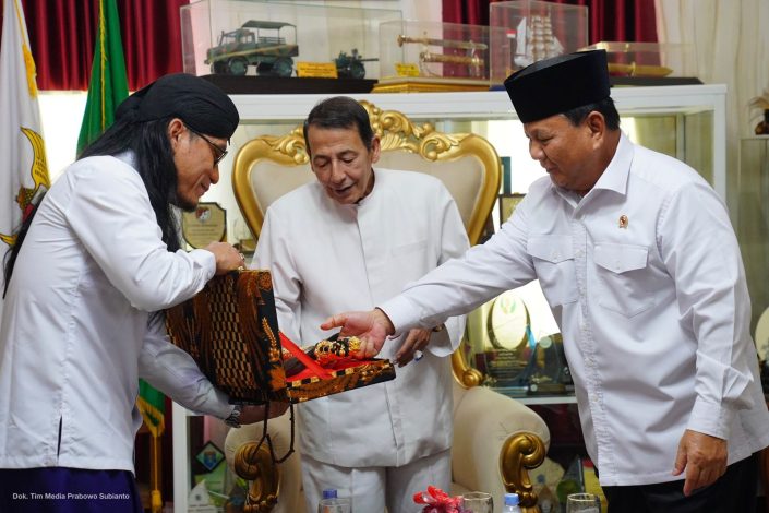 Temui Habib Lutfi, Menhan Prabowo Sampaikan Ingin Ikut Serta Perbaiki Monumen-Monumen Perjuangan 67