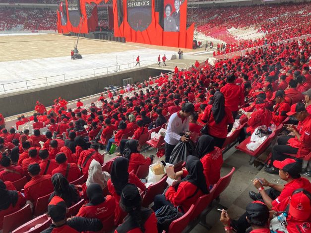 IMG-20230624-WA0021 Komunitas Juang PDIP Sigap Distribusikan 100 Ribu Makanan Secara Serentak 8