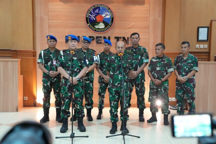 IMG-20230716-WA0069 Pencopotan Banner Bacapres di Lahan TNI, Kapuspen TNI: Sesuai Prosedur Demi Jaga Netralitas 13