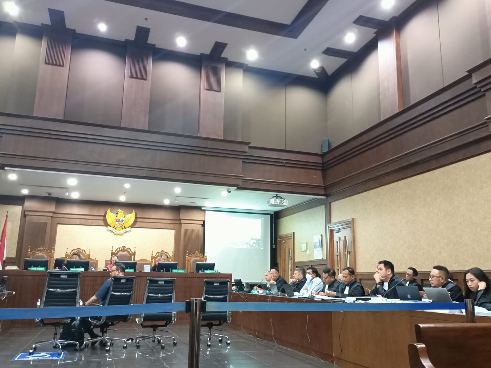 Saksi Akui Terima Duit Rp300 Juta Terkait Proyek BTS 1