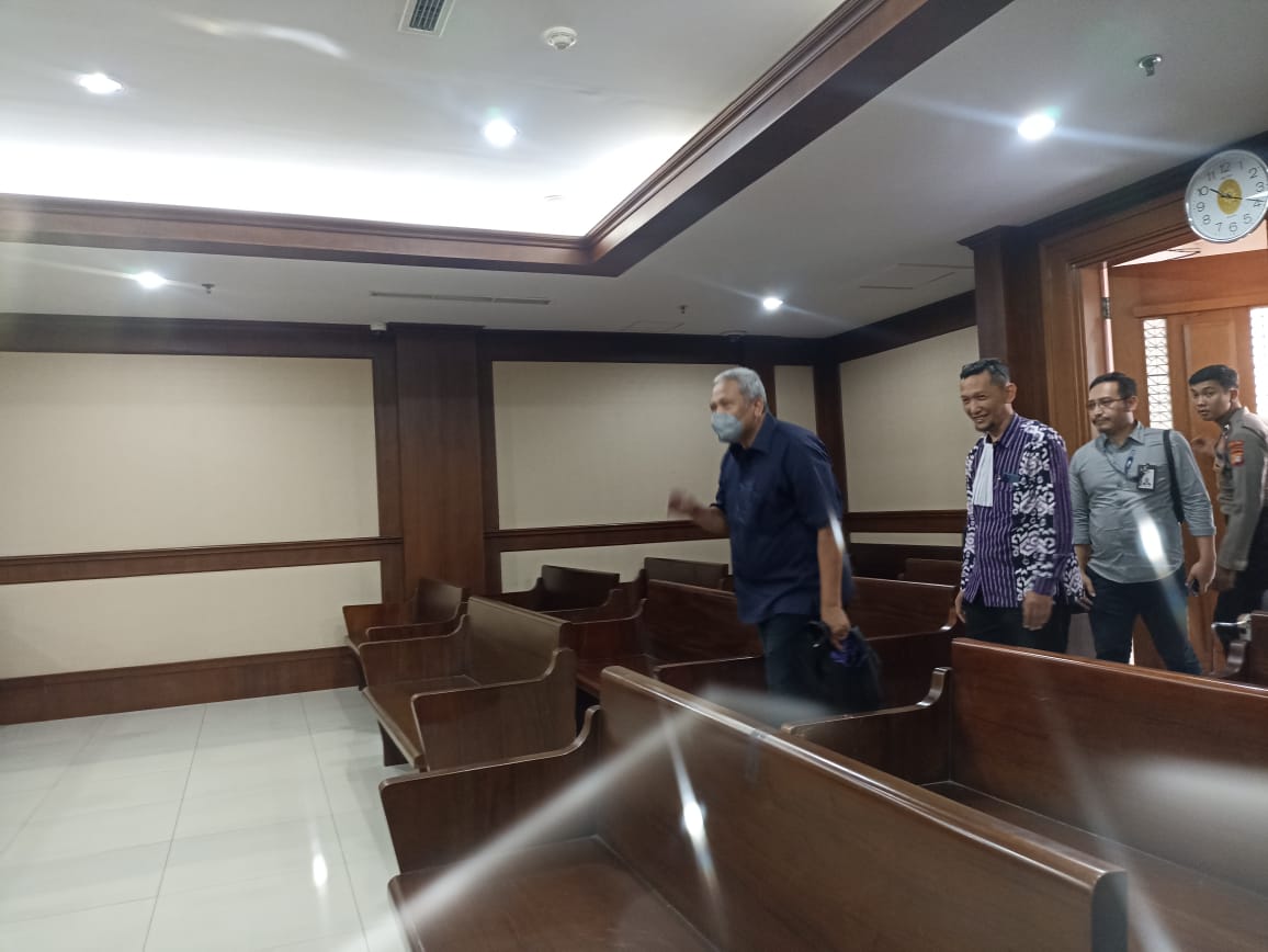 IMG-20230731-WA0091 Eks Pejabat Kemendagri Didakwa Korupsi Gedung IPDN 1