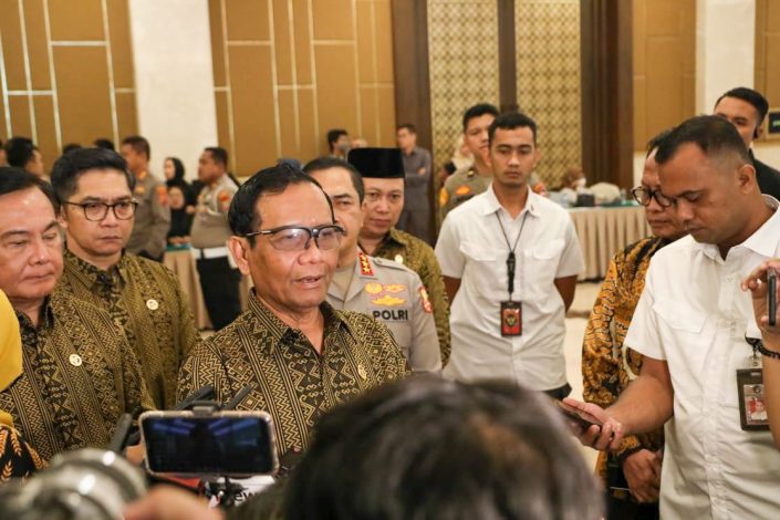 IMG-20230821-WA0011 Satgas TPPU Fokus Selidiki Kasus Importasi Emas 12