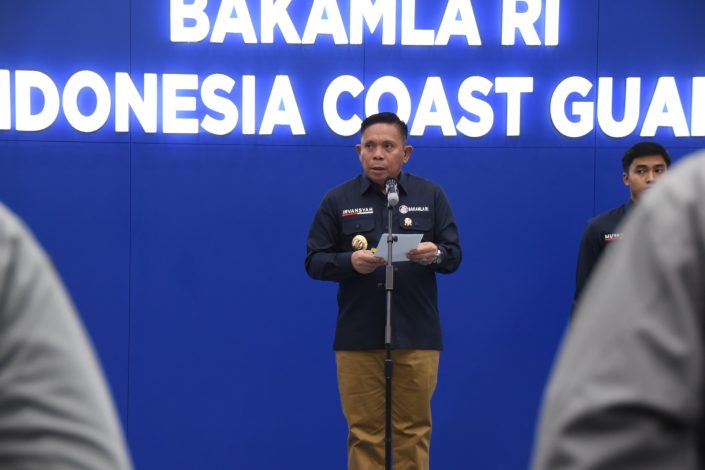 IMG-20230915-WA0013 Dua Hari Menjabat, Kepala Bakamla RI Melepas Personel Latihan ke Korea Selatan 10