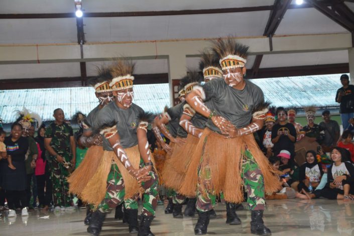 Lomba Tari Seka Sambut HUT Ke-78 TNI 12