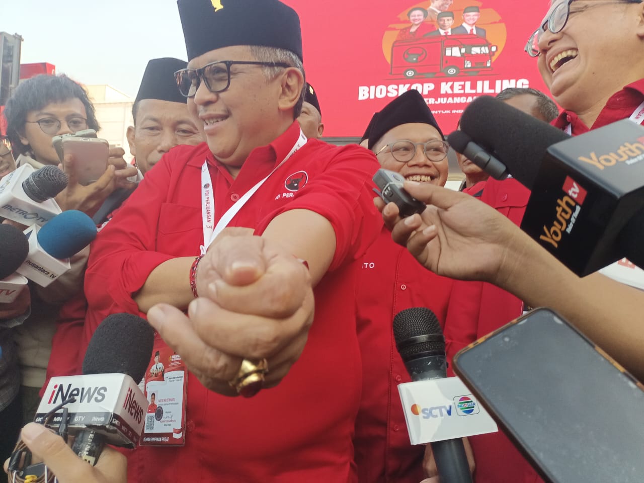 Megawati Minta Kader Menyatu Dengan Rakyat 1