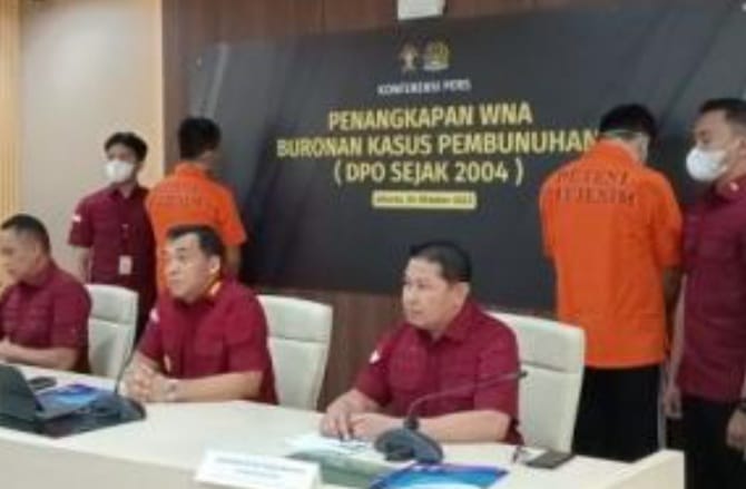 Dua Buronan Polisi Tiongkok Ditangkap Imigrasi 1
