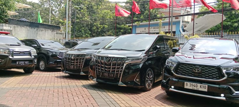 Mahfud MD Masuk Kantor DPP PDIP Lewat Belakang 12