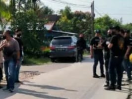 Densus 88 Tangkap Terduga Teroris di Kalbar dan Sumsel 2