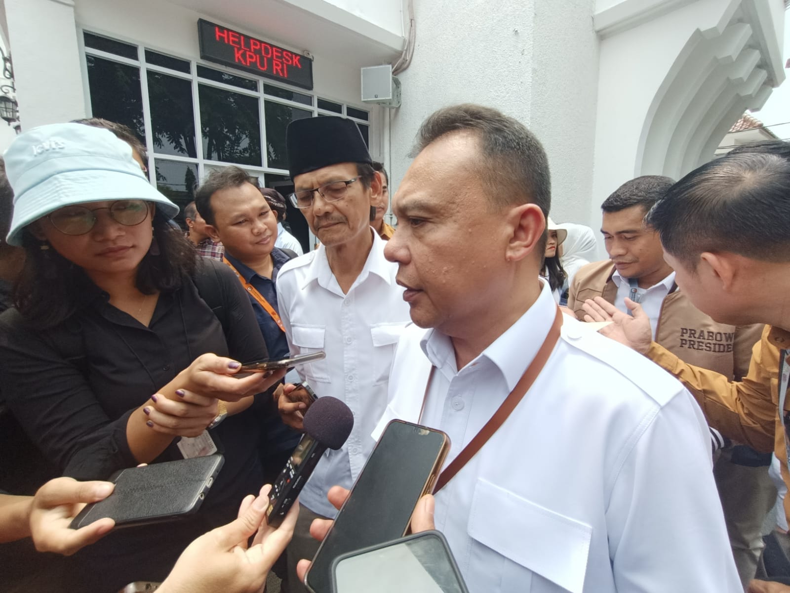 Status Gibran, Dasco: Kita Sudah Pertimbangkan Dasar dan Fakta Hukumnya 1