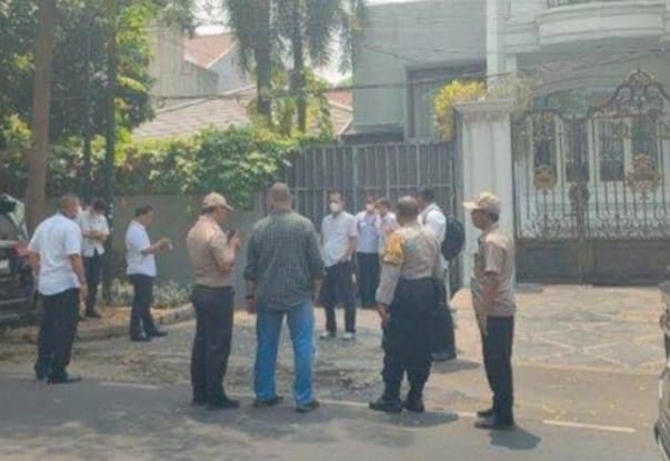 Terkait Dugaan Pemerasan, Dua Rumah Firli Bahuri Digeledah Penyidik 2
